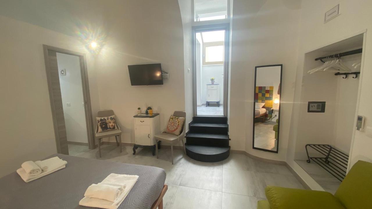 Rossaroll One Park Free Villa Noto Exterior foto